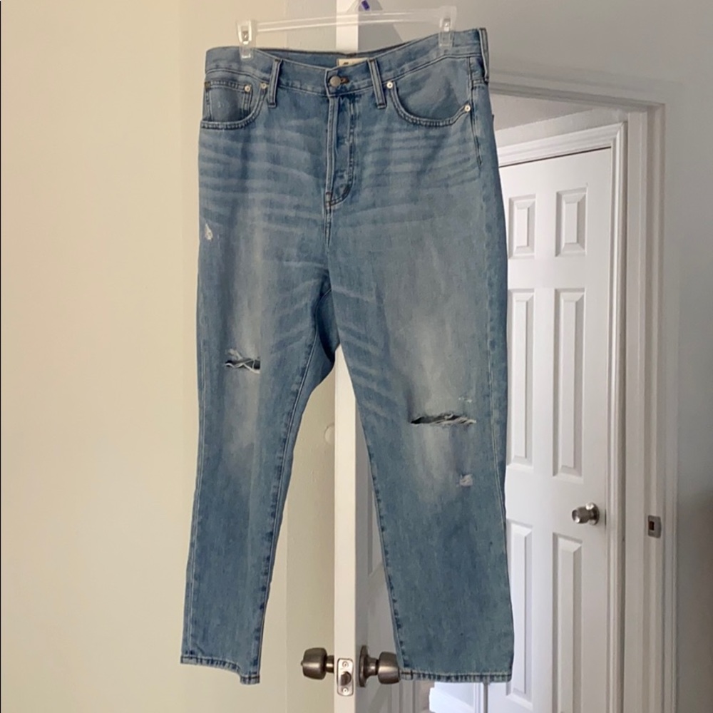 Madewell Ripped Boyfriend Jeans Lightwash